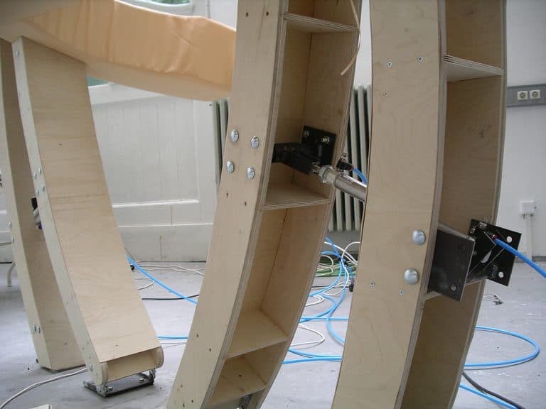 Jenny Brockmann: ‚Hug‘, 2007. Wood, textile, pneumatic cylinders. Exhibition view, UdK, Berlin University of the Arts. Photo: Jenny Brockmann © the artist