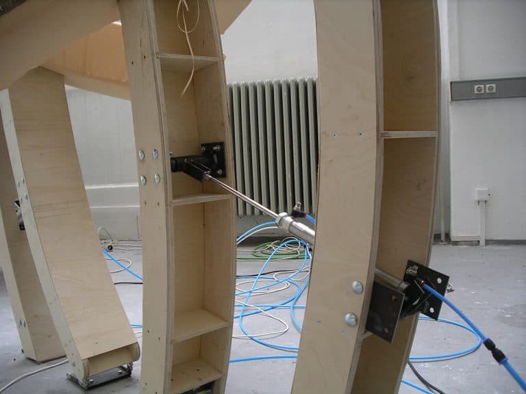 Jenny Brockmann: ‚Hug‘, 2007. Wood, textile, pneumatic cylinders. Exhibition view, UdK, Berlin University of the Arts. Photo: Jenny Brockmann © the artist